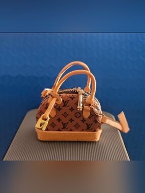 Louis Vuiton Detailed Purse Tote Collectible Novelty Trinket Crossbody Bag
